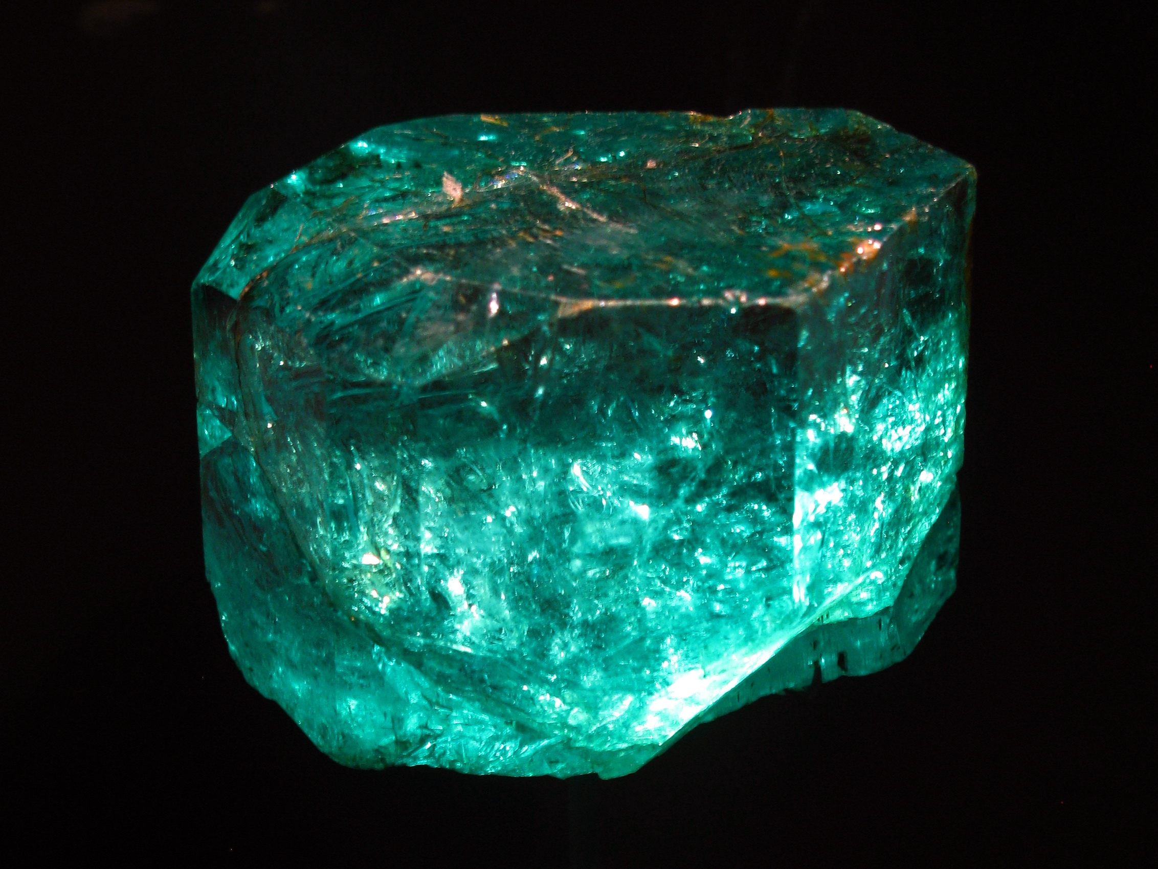 An emerald crystal in the context of emerald spiritual properties