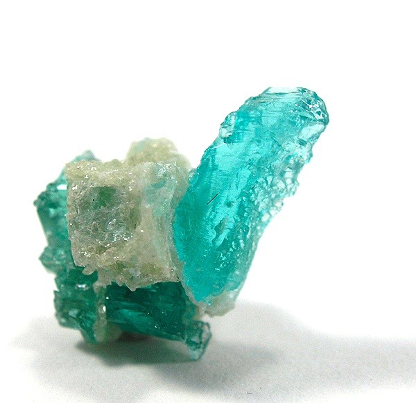 paraiba tourmaline crystal in the context of paraiba tourmaline price guide